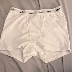 ALO Yoga Ribbed Boxer Briefs